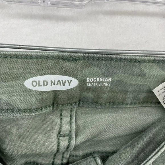 Old Navy Jeans Women's 0 Green Rockstar Super Skinny Camouflage Raw Hem Mid rise - Picture 10 of 12